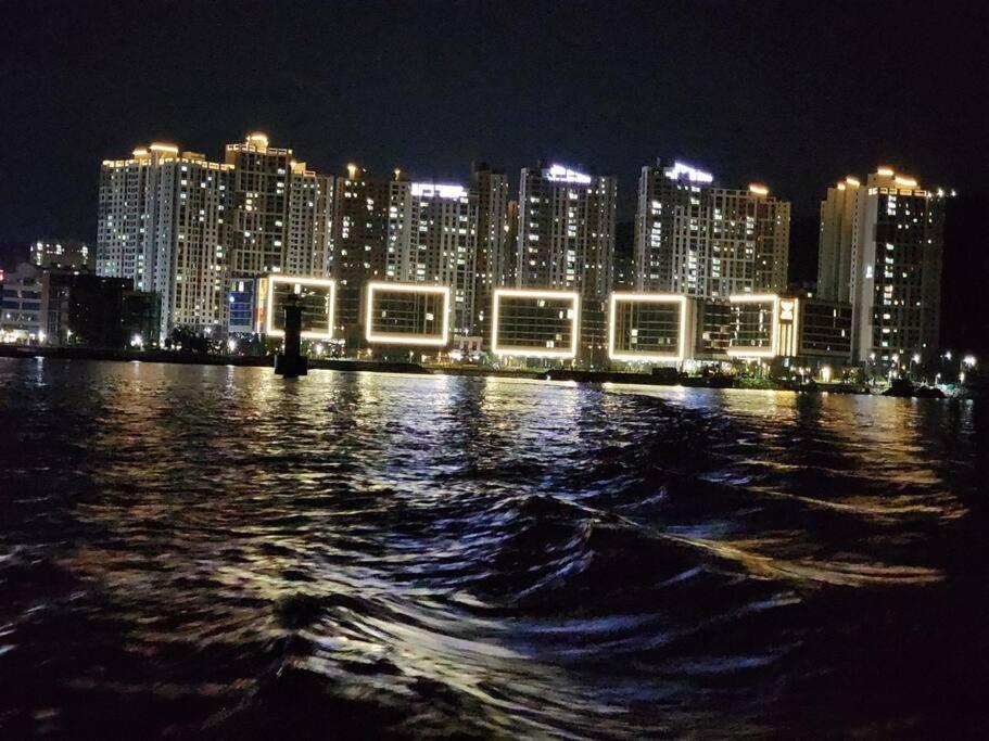 The Castle Ocean Marina Double Yeosu